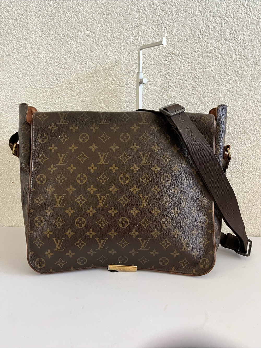Louis Vuitton Abbesses Messenger bag